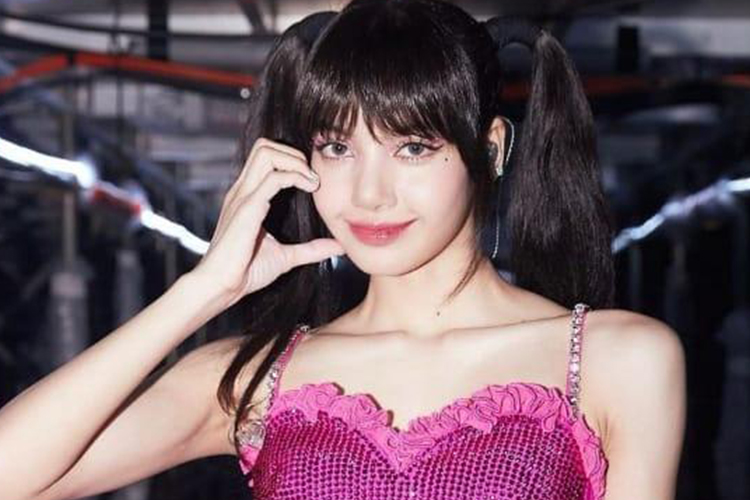 Lisa BLACKPINK