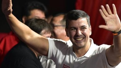 Santiago Pena Emerges Victorious in Paraguay's Presidential Election (AFP/NORBERTO DUARTE)